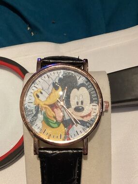 Black Strap Cartoon Character Watch with Rose Gold Case